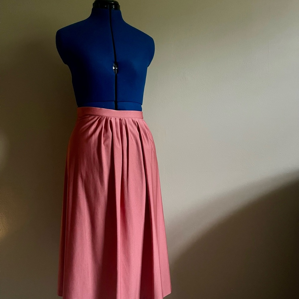 Chic Pink Midi Skirt for Women